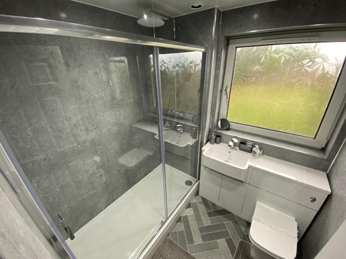 Pure Apartments Fife - Dunfermline - Pitcorthie ภายนอก รูปภาพ